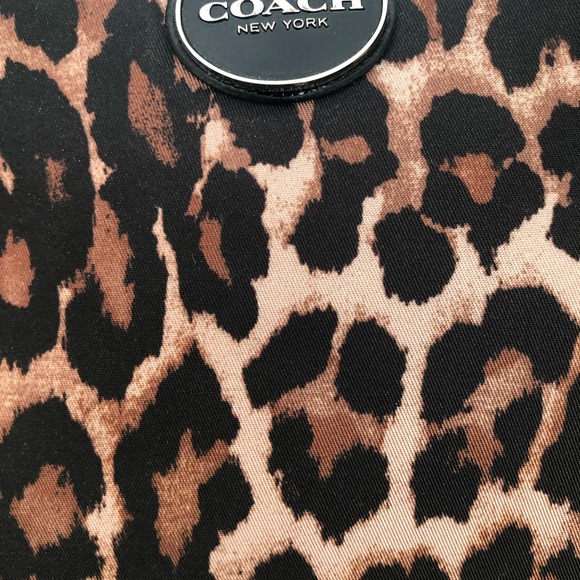 Authentic Coach Handbag - Picture 2 of 6